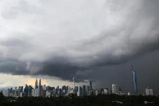 Storms clouds are seen over Kuala Lumpur on December 1, 2022. — Picture by Yusof Mat Isa