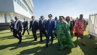 台灣總統府發布官方圖片，顯示賴清德在史瓦帝尼王家科技園區（Royal Science and Technology Park）聽取「戰略儲油槽」及「台灣產業創新園區」簡報