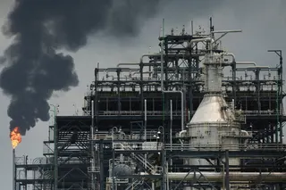 Built at a cost of about US$20 billion, Dangote Petroleum Refinery in Lagos, Nigeria, produces 650,000 barrels per day at full capacity. Photo: Reuters