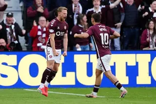 Stephen Kingsley scores for Hearts!