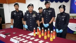 雷厉缉毒破毒窝 警逮捕14跑腿 追缉主谋