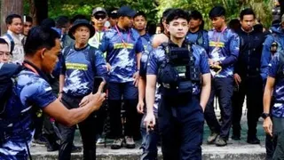 两天一夜远征  彭王储率56人攀神山