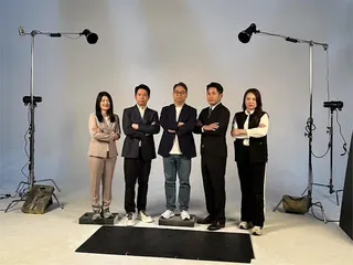 快新聞／西裝脫掉！黃世杰合體桃園隊拍定裝照跳三振舞 胯下運球秀反差萌