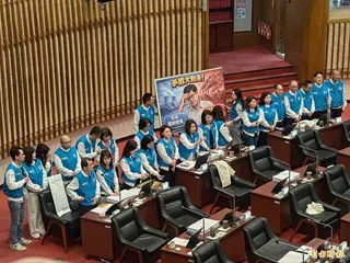 國民黨團反嗆綠營低劣政治口水，應針對粗鄙惡意攻擊言論攻擊女性的作為道歉。(記者王榮祥攝)