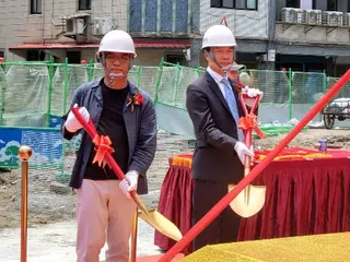 海悅廣告總經理王俊傑(左)。徐筱嵐攝