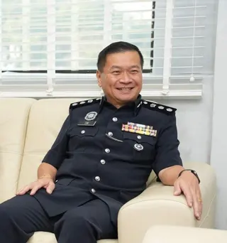 已签发/警队19高官调动·尤斯里转掌公共秩序部·12名警区主任调任