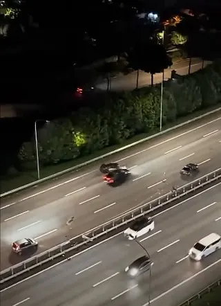 已签发//大道3车连环撞车祸无人受伤·警逮捕一司机助查