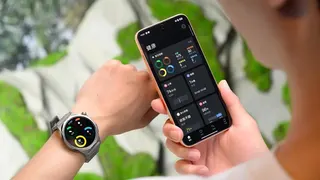 OPPO Watch X3內建百種運動模式的實時追蹤健康監測，輕鬆進行主動式健康管理。（OPPO提供）