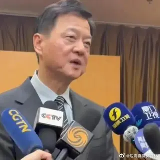 前台北縣長周錫瑋喊「作為中國人是光榮、驕傲」！遭網嗆爆：請你註銷台灣國籍