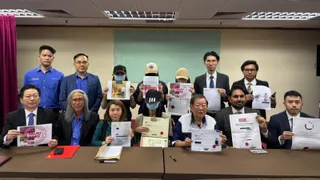 视频| 15美容师付逾10万学“医美” 惊揭学院不合规文凭涉造假