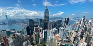 怡和在2025年年报中特别提及，香港消费支出受通缩压力影响而疲弱，餐饮业务表现受损。（法新社档案照）
