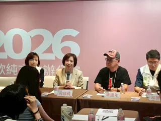 何欣純面對學生的發問侃侃而談。圖：何欣純市政辦公室/提供