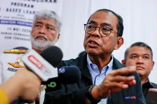 Defence Minister Datuk Seri Mohamed Khaled Nordin speaks to reporters after the launch of the Defence Ministry’s WBL Programme at Terendak Camp here today. BERNAMA PIC