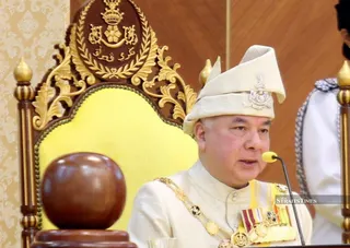 The Sultan of Perak, Sultan Nazrin Muizzuddin Shah, has decreed that Friday sermons across the state will focus on teachers in conjunction with the upcoming Teachers’ Day celebration. Pic by L. MANIMARAN