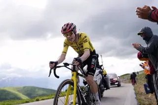 Jonas Vingegaard leads the Giro up to Blockhaus
