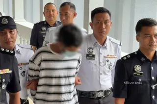 The suspect in a fatal alleged drink-driving case near Jalan Ampang was brought to court today to face a murder charge over the crash. NSTP/SIN YI ANN