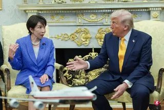 3月19日，美国总统特朗普在白宫椭圆形办公室会见日本首相高市早苗。 （路透社）