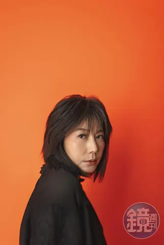 開拍前進入安置機構蹲點觀察，丁寧說：「我去的時候，不要說不瞭解裡面的狀況，就覺得每次在那邊的時候，身體好像黏著一層膠、一層黏膜的感覺。」