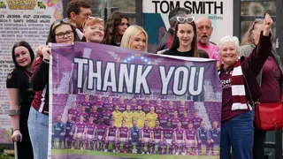 Hearts fans thank the players