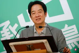 台湾总统赖清德星期天（5月17日）晚上在脸书发文，强调捍卫“中华民国”现状，没有“台独”问题。图为身兼民进党主席的赖清德，同天下午出席该党创党40周年纪念活动并致辞。 （路透社）