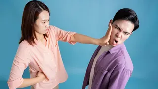 离奇！日本女子擅闯陌生男住家还掌掴对方