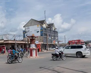 Light traffic on a road in Bunia