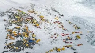 凌晨站上“世界之巅”    马登山客莫哈末哈菲兹征服珠峰