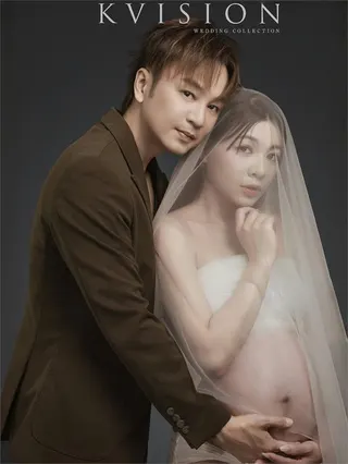 Energy張書偉當爸了！喜曬一家四口「雙胞胎寶寶照」感動謝愛妻：辛苦了
