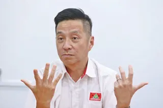 胡栋强：重提SPM申请门槛 质疑安华模糊承认统考承诺