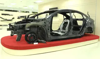 ▲中鋼攜手上泰工業與梧濟工業推動「綠色超高強度汽車用鋼及智慧成形技術開發計畫」，主要應用在開發國產1.5GPa等級超高強度鋼材及冷衝壓車體結構件關鍵製程技術。(圖／中鋼公司提供)