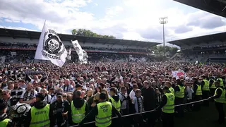 Elversberg fans on the pitch