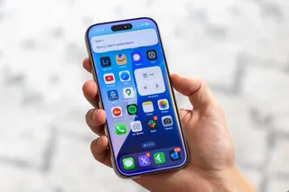 Siri on iPhone 16 Pro and iOS 18