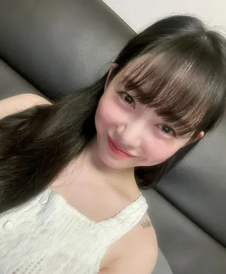 珉娥淚訴童年遭遇。（圖／翻攝自珉娥IG）