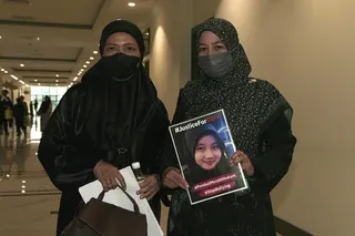 Zara Qairina’s aunt, Nur Sdira Abdullah (left), and mother, Noraidah Lamat, arrive for the inquest proceeding at the Kota Kinabalu Court Complex today. - NSTP/MOHD ADAM ARININ