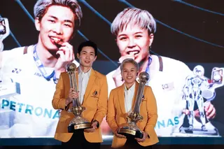 National Sportsman Chen Tang Jie (left) and National Sportswoman Toh Ee Wei (right) pose for photographs after receiving their awards at the 2025 National Sports Awards ceremony at the National Sports Council in Kuala Lumpur on May 19, 2026. — Bernama pic