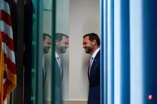 美国副总统万斯周二在白宫的记者会上说，美伊谈判已取得很大进展，但美国也为谈判可能失败准备了B方案，即重启军事行动。 （法新社）