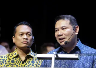 From left: Nik Nazmi Nik Ahmad and Datuk Seri Rafizi Ramli. NSTP FILE PIC
