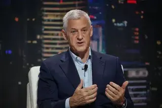 In his Wednesday memo to employees, StanChart CEO Bill Winters adopted a more empathetic tone.