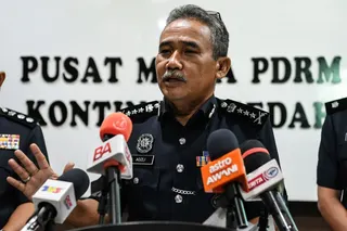 Kedah police chief Datuk Adzli Abu Shah said the weapon, a six-inch “rambo” knife, was found on Monday after being led to the location by the suspect. — Bernama pic