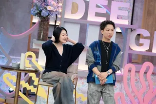 聽聞高山峰「抓龍筋」將子孫袋向外延伸，小S（左）竟問能拉多遠，笑翻全場。（圖／東森綜合台提供）