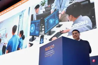 李智陞说，目前本地高等教育学府都已制定各自的AI策略，并尝试新的教学方式，探讨如何帮助学生为未来职场做好准备。 （邝启聪摄）