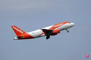 英国易捷航空公司说，财年下半年会受到战争冲击，包括燃油成本上升，以及短期内客户需求的不确定性，但公司高官仍有信心应对当前经营环境。 （路透社）