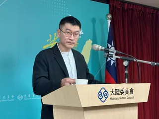 陸委會副主委梁文傑表示，我們不太需要這種虧損累累、拿著官方補貼的政策性航班。記者...