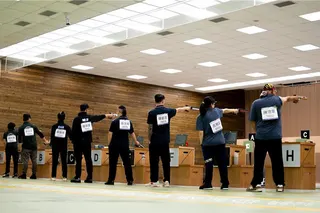 115年全國身心障礙國民運動會，21日登場的是聽覺障礙混合組10公尺空氣手槍團體賽。（圖／新北市政府體育局）