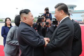 North Korean leader Kim Jong-un and President Xi Jinping at Pyongyang airport in 2019. Photo: AFP