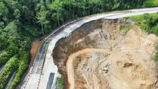 罗京高原至话望生FT185路段开放 三州交通恢复