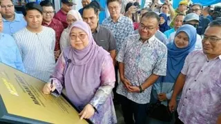 傅芝雅谈拉菲兹退党  交由律师团队处理是否违反跳槽