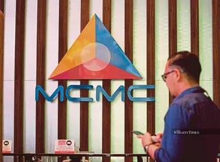 The Malaysian Communications and Multimedia Commission (MCMC) today unveiled two regulatory codes under the Online Safety Act 2025 (ONSA) to better protect minors from harmful online content. - NSTP/ AZIAH AZMEE