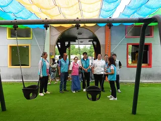 為保障整修後的兒童遊憩公園使用安全性，代表會特別專案前往會勘。（圖：花蓮市公所提供）