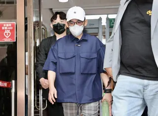 黃子佼購買、下載2千多部性影像案，與被害人和解賠償完畢，依個資法緩刑4年定讞；檢...